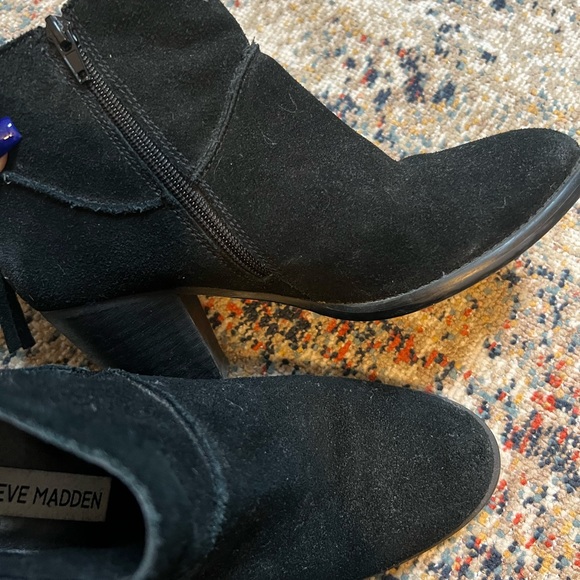 Steve Madden Booties - Picture 4 of 11
